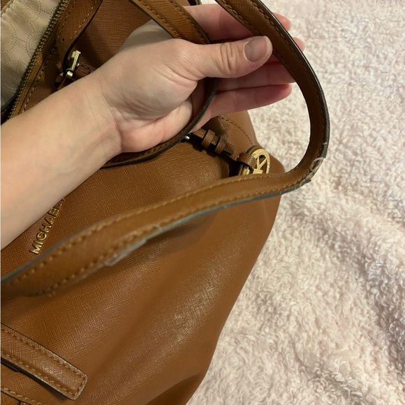 Tan Michael Kors bag - Picture 6 of 6
